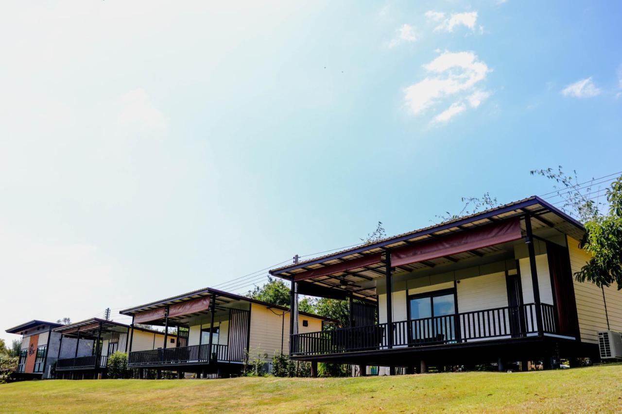Mae On Village Resort Ройєт Екстер'єр фото