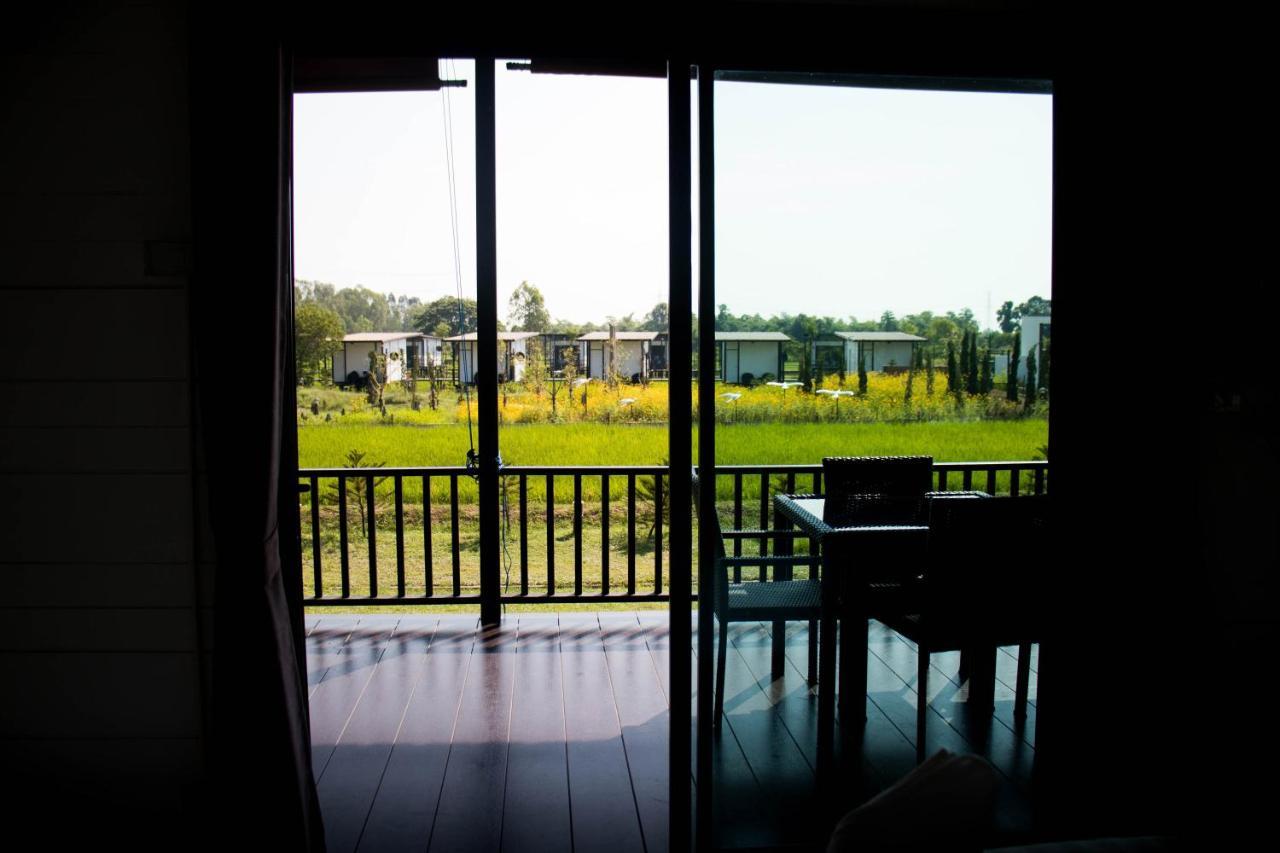 Mae On Village Resort Ройєт Екстер'єр фото
